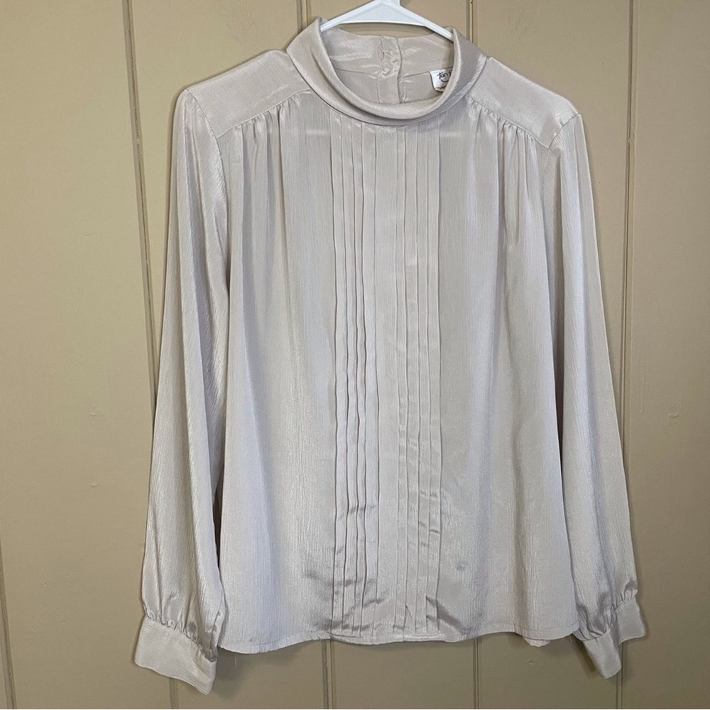 Vintage Tan-Jay. Champagne Mock Neck Blouse. Size 10.